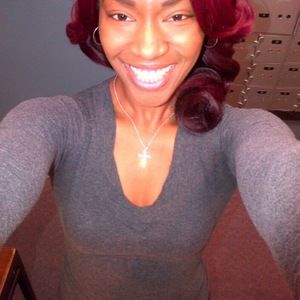 Meet your Posher, Lorisa